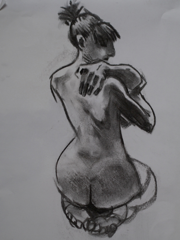 Femme de dos - Dessin au fusain d’après modèle vivant – 2012